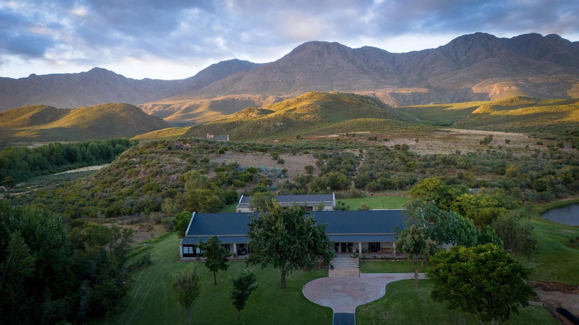 Swartberg Private Game Lodge أوتشورن المظهر الخارجي الصورة
